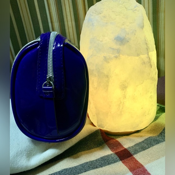 💫✨ Versace Versus Beauty Make up Case 💫✨Nylon Unisex💫✨
#VV2 - Picture 5 of 10